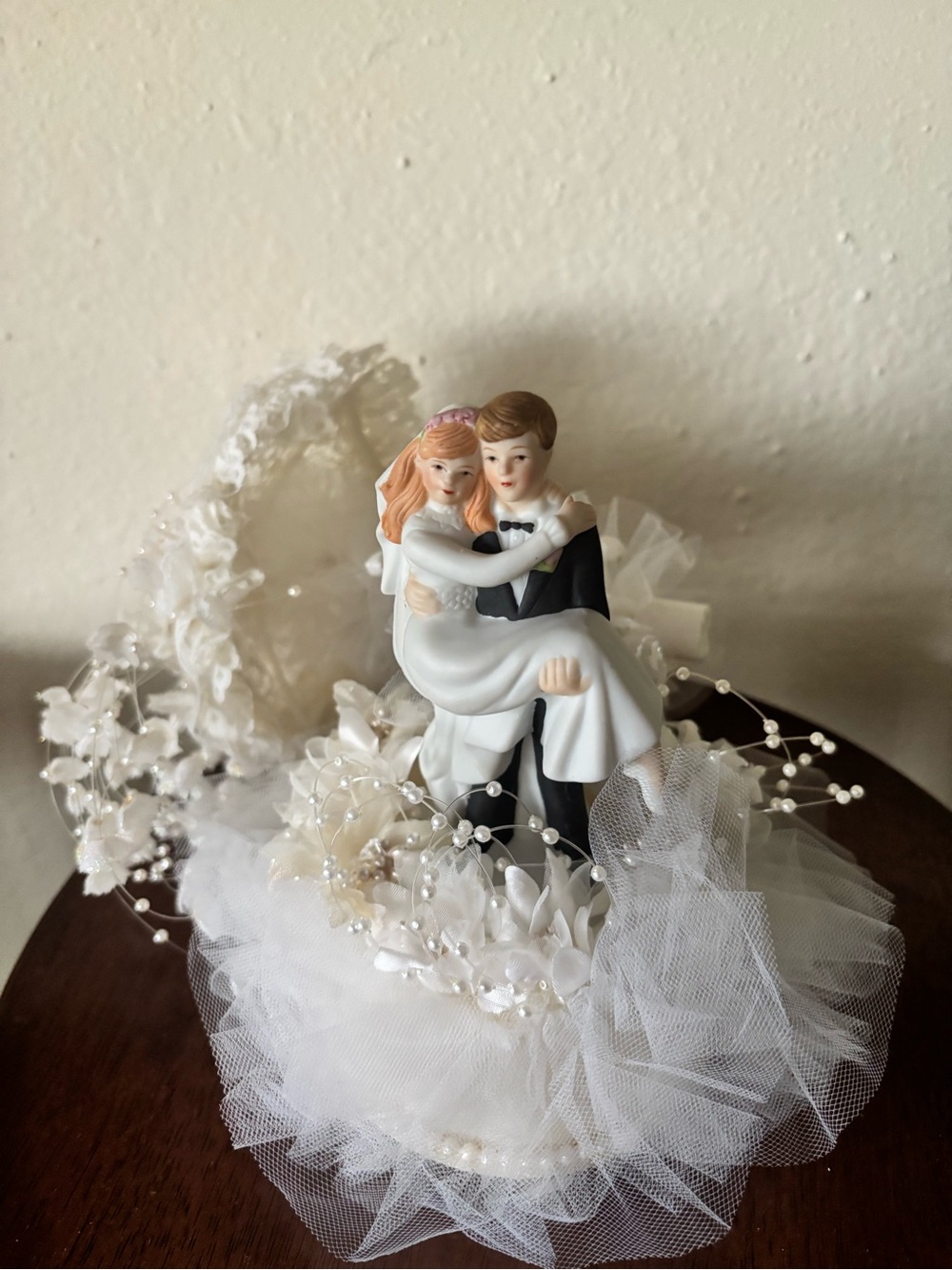 Classic White Bride and Groom Cake Topper - Wedding Figurine - Picture 2 of 6